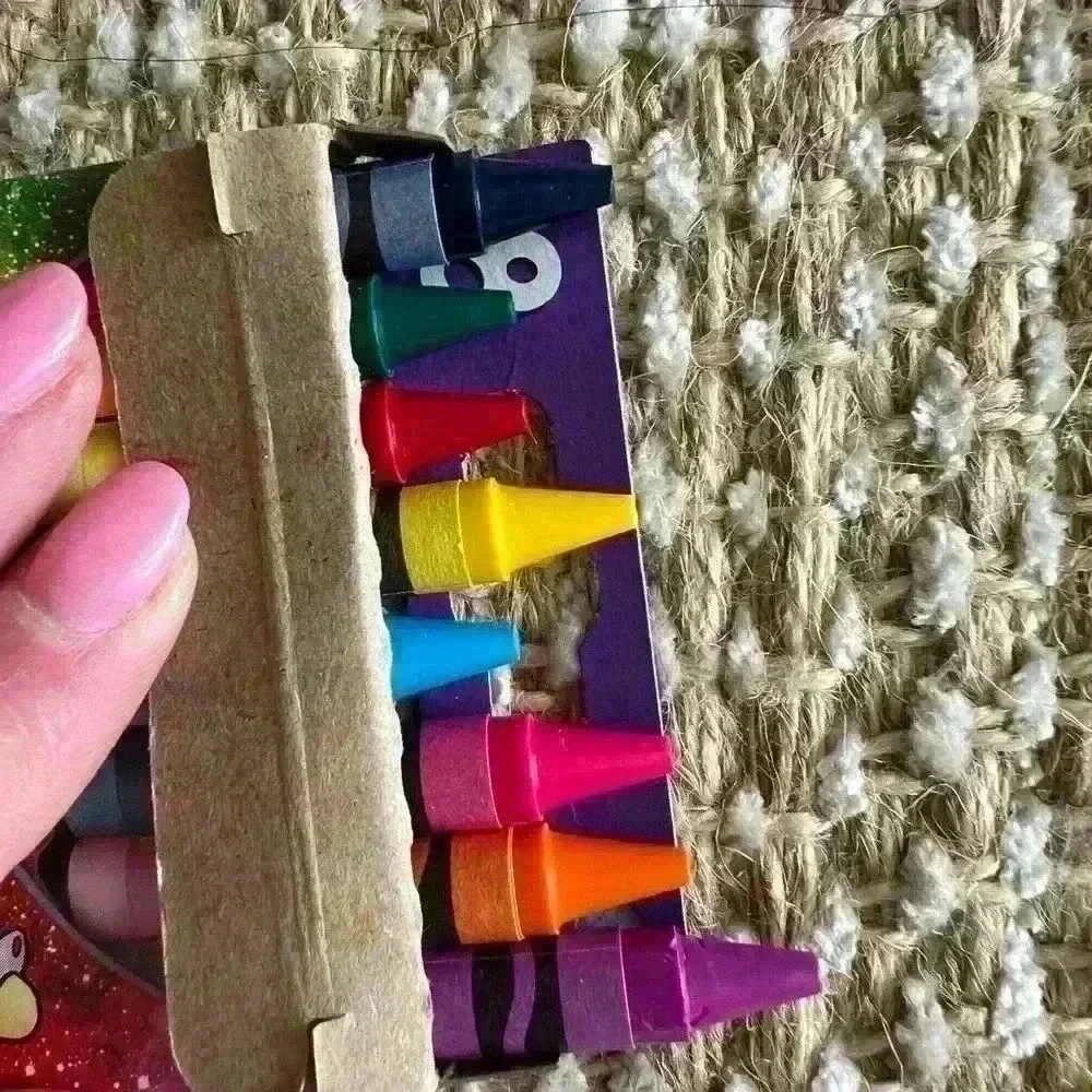 Crayola Cosmic Crayons 8 pack, brand new, specialty colors, limited edition.